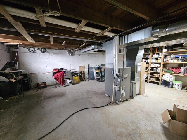9878 Clark Dr, Marshfield, WI 54449 - unfinished basement with heating unit