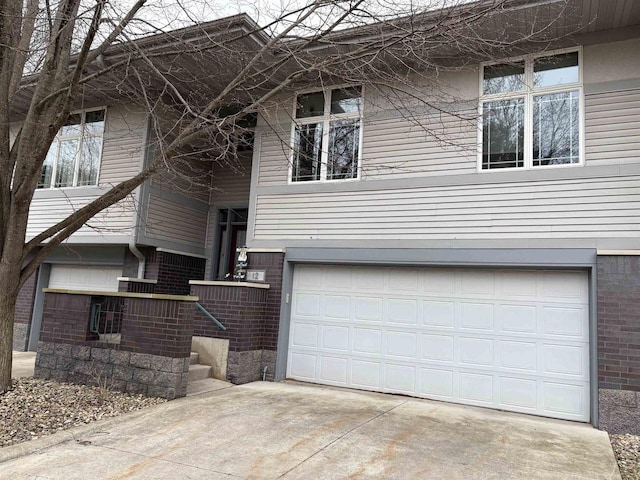 12 Deer Point Trl, Madison, WI 53719