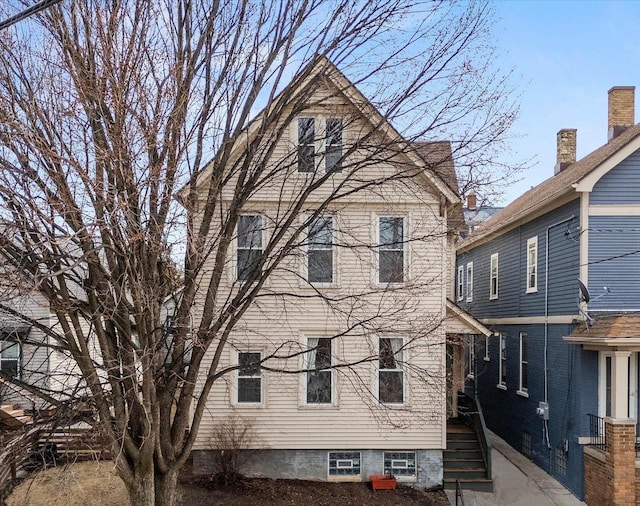 1932 N Warren Ave Unit 1934, Milwaukee, WI 53202 - view of front of home