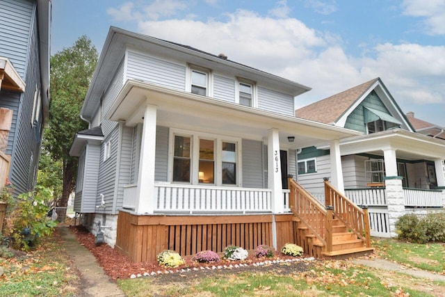 3613 N 19th St, Milwaukee, WI 53206 - view of front facade with a porch