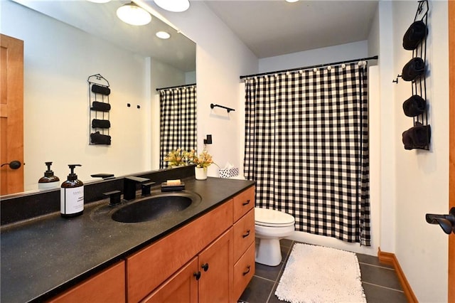 4410 Echo Valley Dr, Eau Claire, WI 54701 - full bath featuring vanity, tile patterned flooring, toilet, and curtained shower
