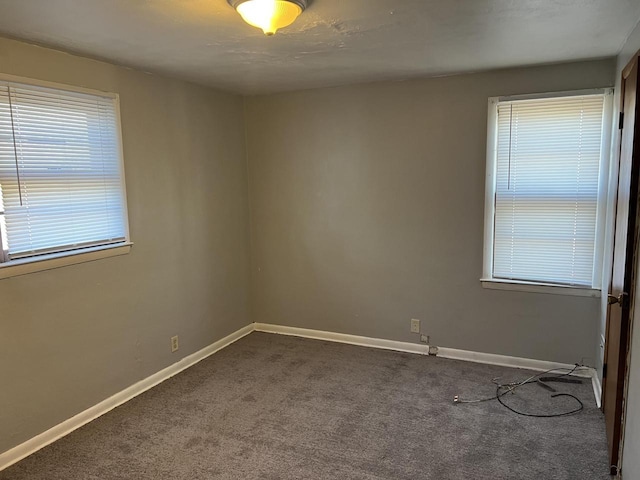 4566 N 28th St, Milwaukee, WI 53209 - carpeted spare room with baseboards