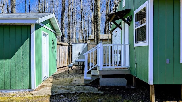 exterior space featuring fence