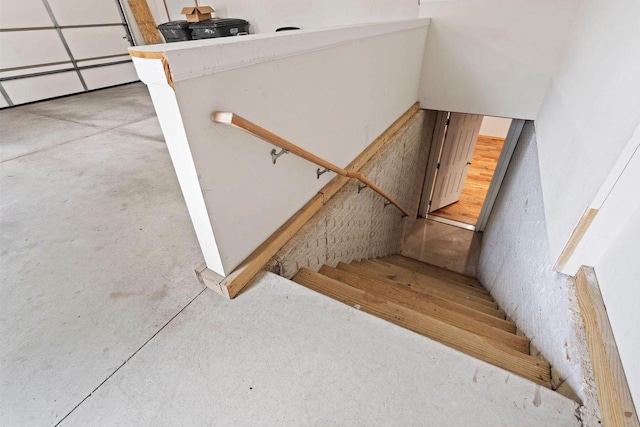 7605 W Windrush Ln, Franklin, WI 53132 - view of stairway