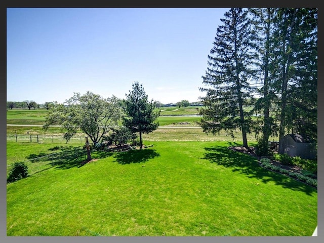 5401 Comanche Way, Madison, WI 53704 - view of yard
