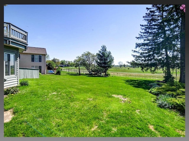 5401 Comanche Way, Madison, WI 53704 - view of yard