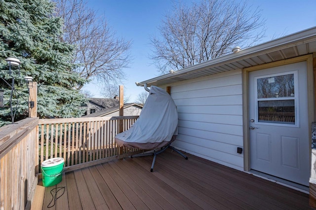 1992 London Rd, Green Bay, WI 54311 - view of wooden deck