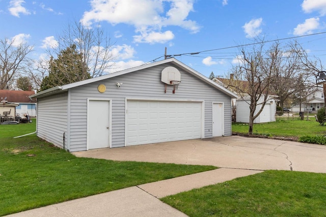 view of detached garage