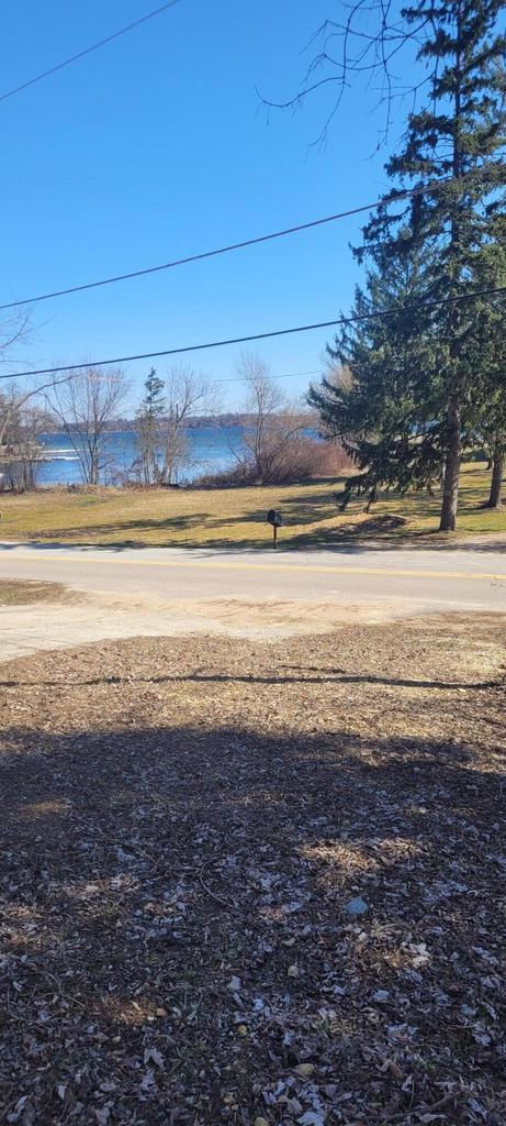 N1503 Powers Lake Rd, Genoa City, WI 53128