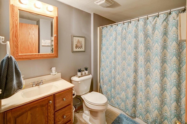 full bath with tile patterned flooring, vanity, toilet, curtained shower, and visible vents