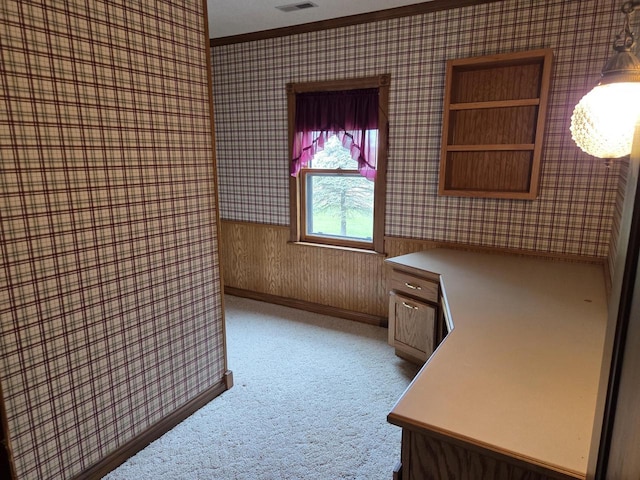 5986 Marsh Rd, Elkhorn, WI 53121 - interior space featuring baseboards, visible vents, ornamental molding, and wallpapered walls