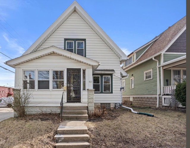 817 E Otjen St, Milwaukee, WI 53207 - view of front facade