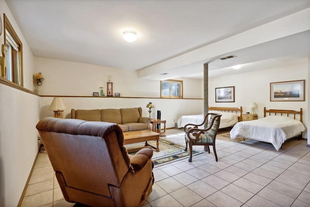W11027B County Road O, Portage, WI 53901 - living room with light tile patterned floors