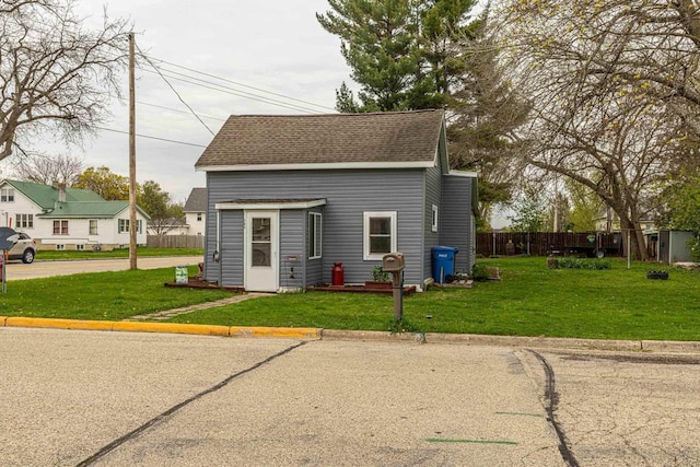 304 Mitchell St, Belleville, WI 53508 - view of outbuilding with fence