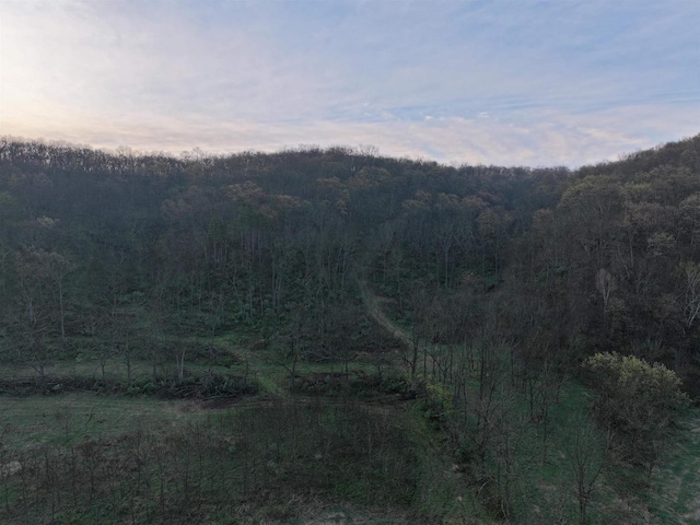 6833 State Road 80, Avoca, WI 53506