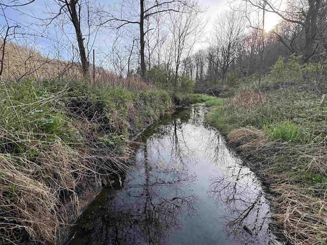 6833 State Road 80, Avoca, WI 53506