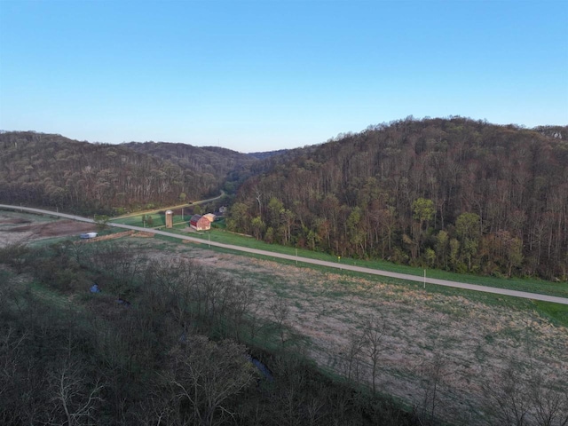 6833 State Road 80, Avoca, WI 53506