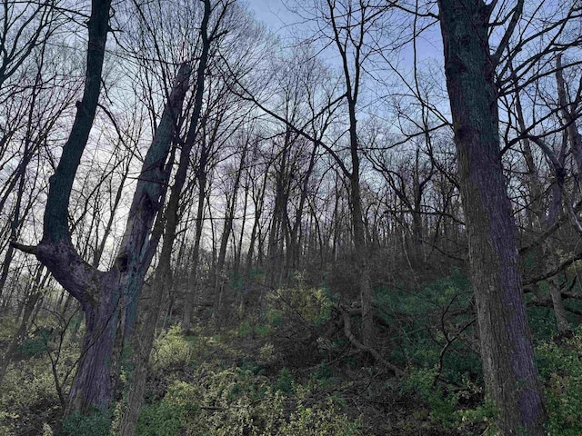 6833 State Road 80, Avoca, WI 53506