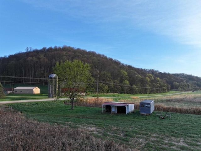 6833 State Road 80, Avoca, WI 53506