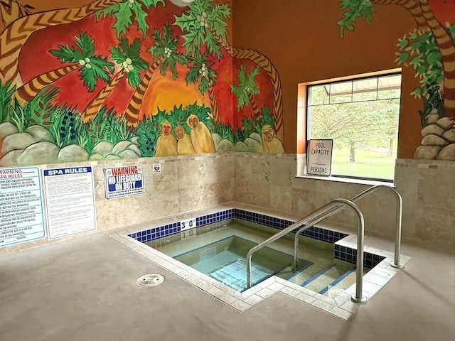 W5929 Driftwood Ln, New Lisbon, WI 53950 - view of swimming pool
