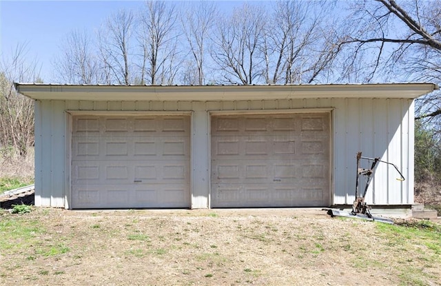 1725 Meadow Hill Dr, Menomonie, WI 54751 - view of detached garage