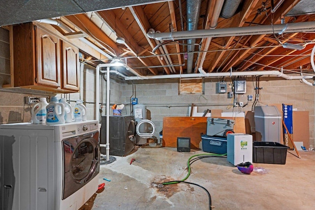 unfinished basement with washer / clothes dryer