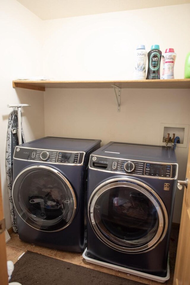 2193 Julie Ave, Sparta, WI 54656 - washroom featuring laundry area and washer and dryer
