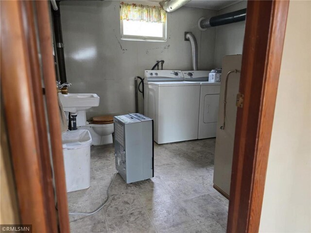 439 270th Ave, Cumberland, WI 54829 - clothes washing area with laundry area and independent washer and dryer