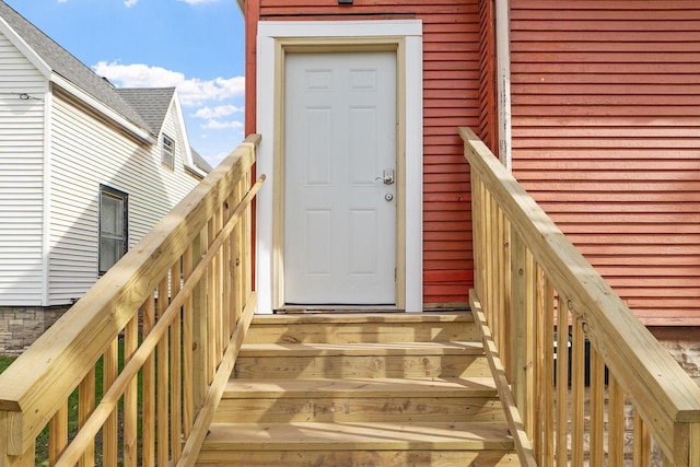 view of property entrance