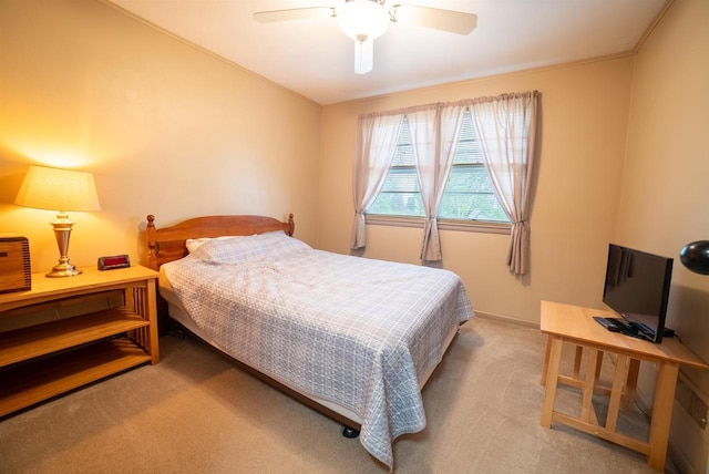 712 Frank St, Darlington, WI 53530 - carpeted bedroom with a ceiling fan