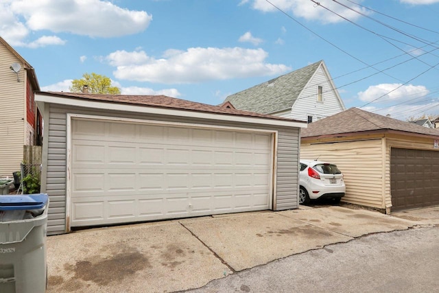 3025 W Pierce St, Milwaukee, WI 53215 - view of detached garage