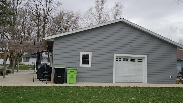 556 Gold St, Green Lake, WI 54941 - view of detached garage