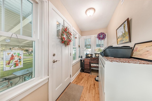 556 Gold St, Green Lake, WI 54941 - office space with washer / dryer and light wood-type flooring