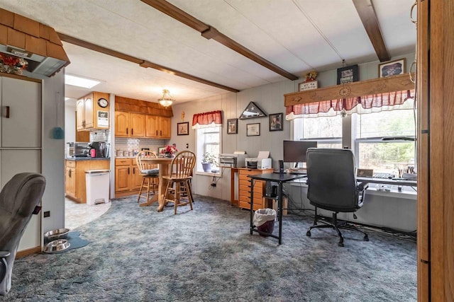 976 Blackhawk Ct, Hancock, WI 54943 - office with beamed ceiling and light colored carpet