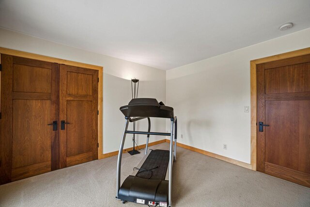 8350 N Pelican Ln, Milwaukee, WI 53217