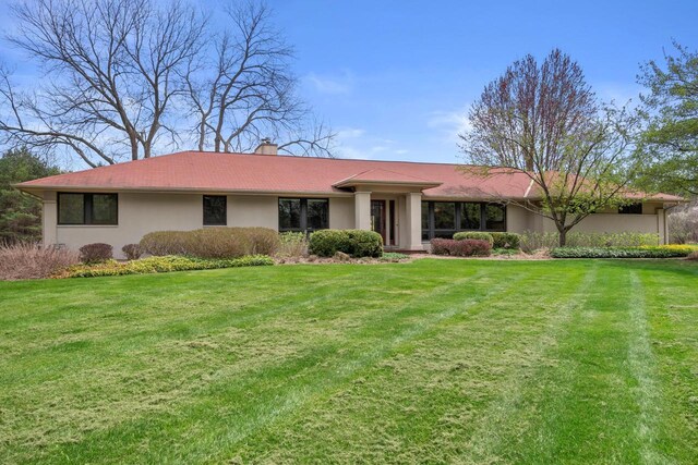 8350 N Pelican Ln, Milwaukee, WI 53217