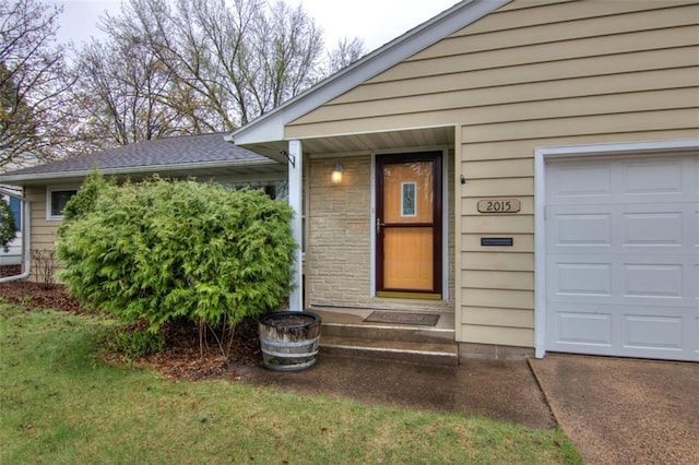 2015 Valmont Ave, Eau Claire, WI 54701 - entrance to property featuring an attached garage