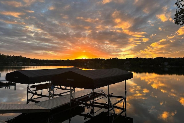 W299S10735 Pickering Dr, Mukwonago, WI 53149
