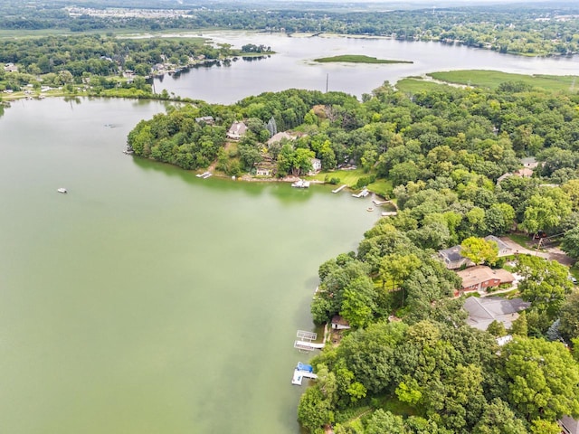 W299S10735 Pickering Dr, Mukwonago, WI 53149