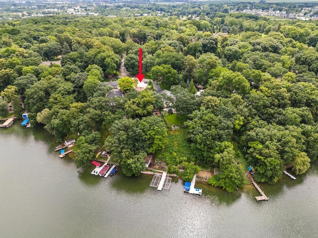 W299S10735 Pickering Dr, Mukwonago, WI 53149
