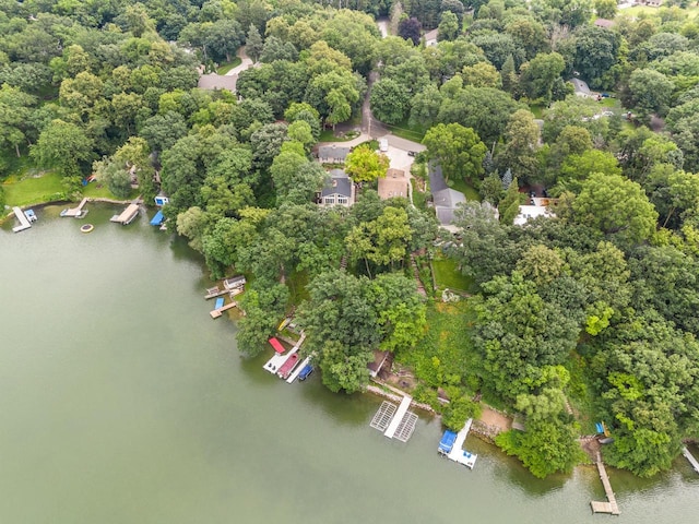W299S10735 Pickering Dr, Mukwonago, WI 53149
