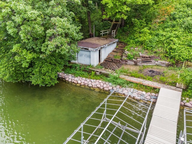 W299S10735 Pickering Dr, Mukwonago, WI 53149