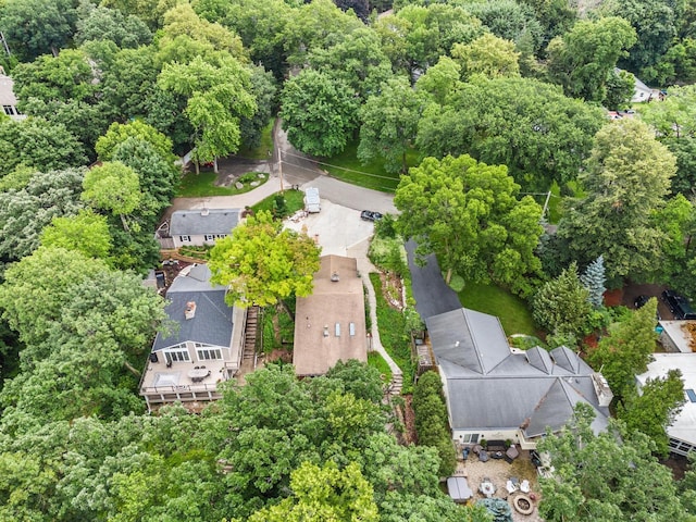W299S10735 Pickering Dr, Mukwonago, WI 53149