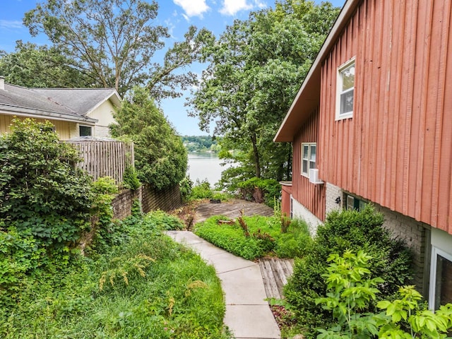 W299S10735 Pickering Dr, Mukwonago, WI 53149