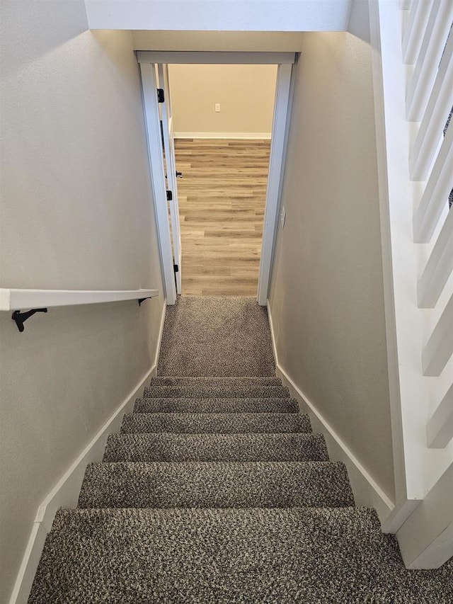 456 N Hyland St, Juneau, WI 53039 - stairway with baseboards