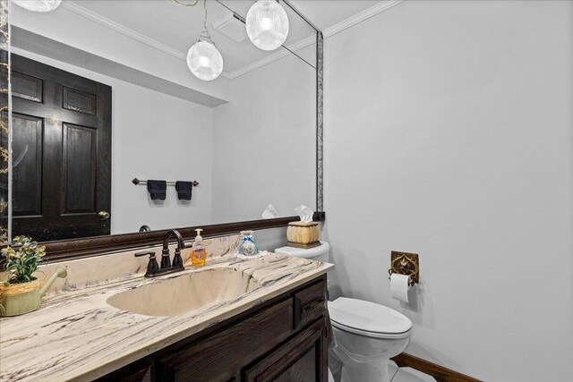 N84W16033 Menomonee Ave Unit 200, Menomonee Falls, WI 53051 - bathroom with vanity and crown molding