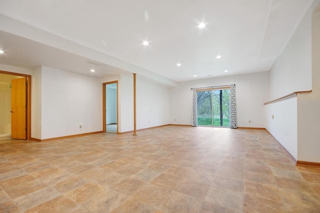 524 Tindalls Nest, Twin Lakes, WI 53181 - unfurnished room featuring baseboards and recessed lighting