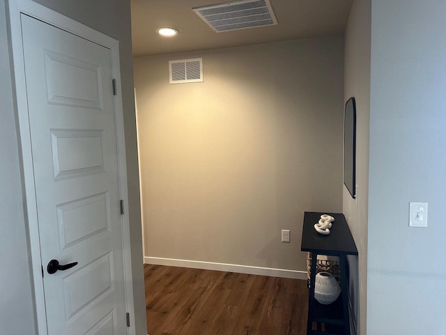 1817 Ridgewood Cir, Menomonie, WI 54751 - hallway featuring dark wood-type flooring, baseboards, and recessed lighting