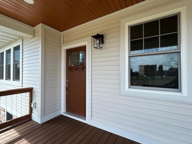1019 Ellis Ave, Ashland, WI 54806 - property entrance featuring a porch