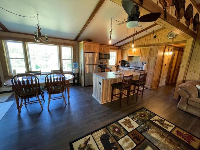 N6984 State Rd 73, Princeton, WI 54968